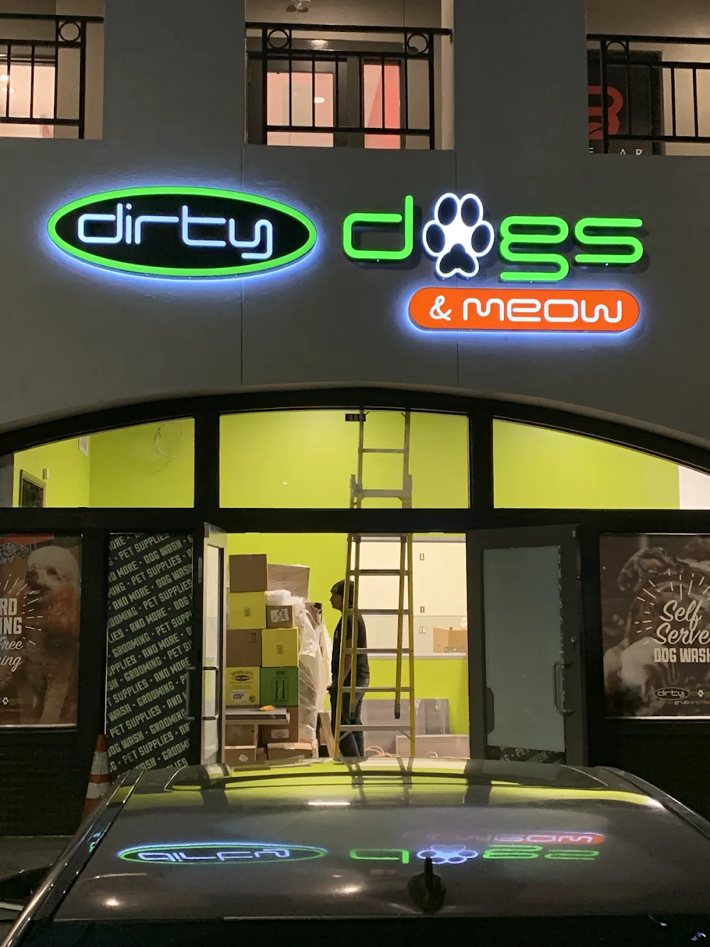Dirty Dogs Hillcrest